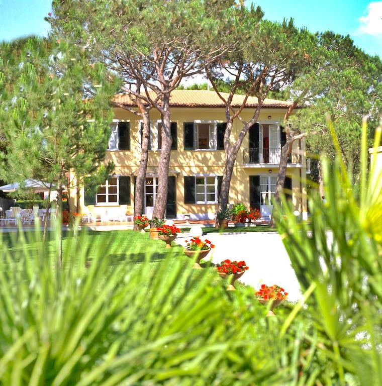 Hotel Villa Fiorisella Marina di Massa Exterior foto